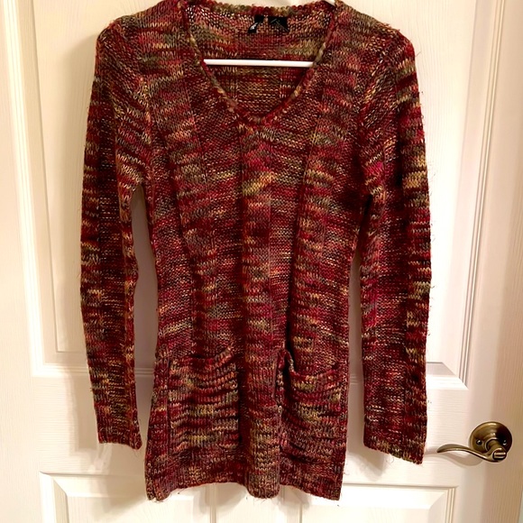 Multi-color sweater - Picture 1 of 3